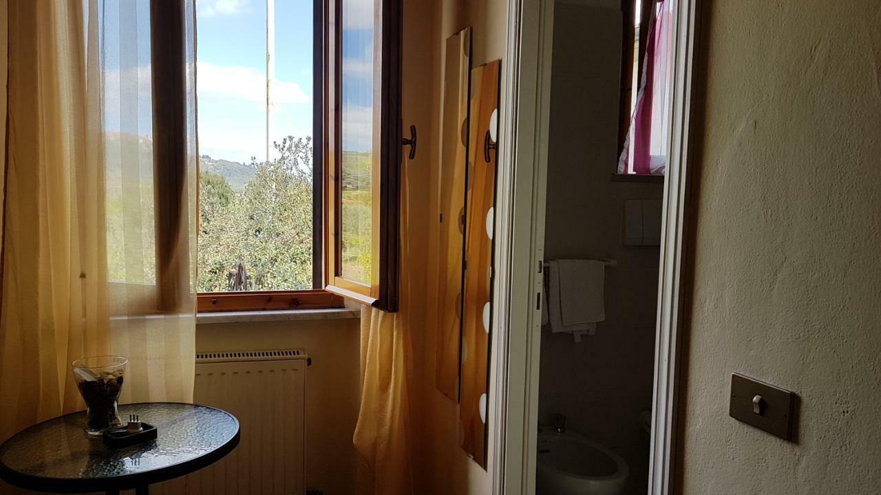 Valle Degli Etruschi B&B Grilli Luaran gambar